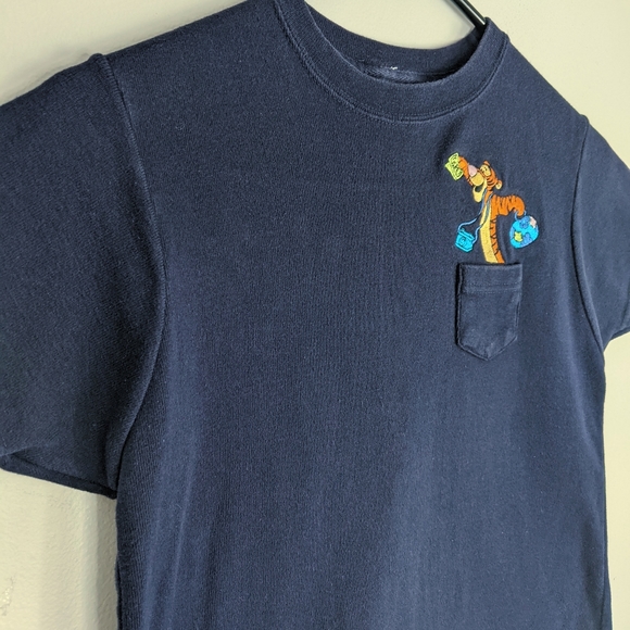 Early 2000s Disney Pooh Navy Blue Embroidered Tigger Cropped Baby Tee - Picture 6 of 9